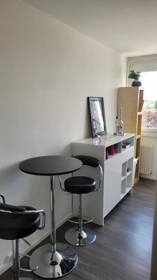 Appartement Lumineux Cholet Eksteriør billede